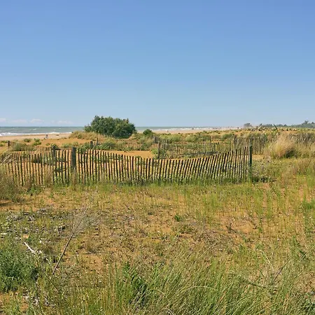 For 8 Guests In A Quiet Area Apartament Bibione