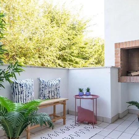 Apartment In A Quiet Area-beahost *